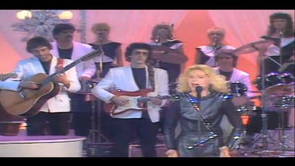 MICHÈLE TORR — Chanter / 1982 | MICHÈLE TORR : “Je m’appelle Michèle”