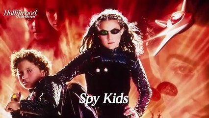 Elizabeth Olsen Shares Her Hollywood Firsts: Meeting George Clooney, Working on 'WandaVision' & More | THR Video