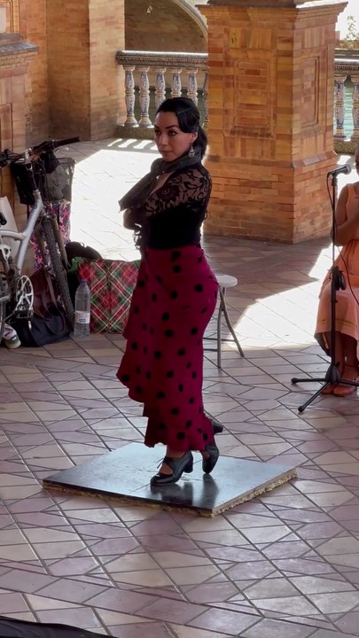 Beautiful Girl Dance