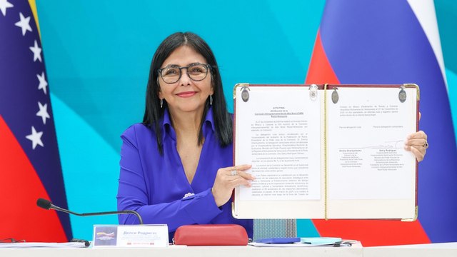 Buscan aislar a Venezuela : Delcy Rodríguez ante la suspensión de vuelos internacionales al país
