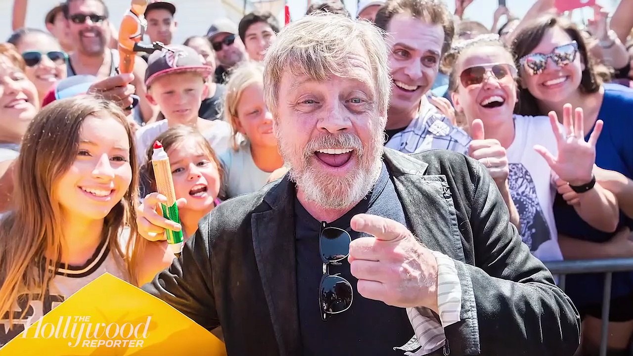 Mark Hamill Shares 'Last Jedi' Luke Skywalker Photo, Discusses Carrie Fisher's Death | THR News