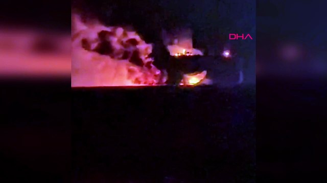 Kocaeli açıklarında gemide yangın; 25 mürettebat kurtarıldı