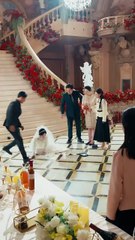 Traicionado por su familia y prometida_ finge su muerte y regresa para vengarse