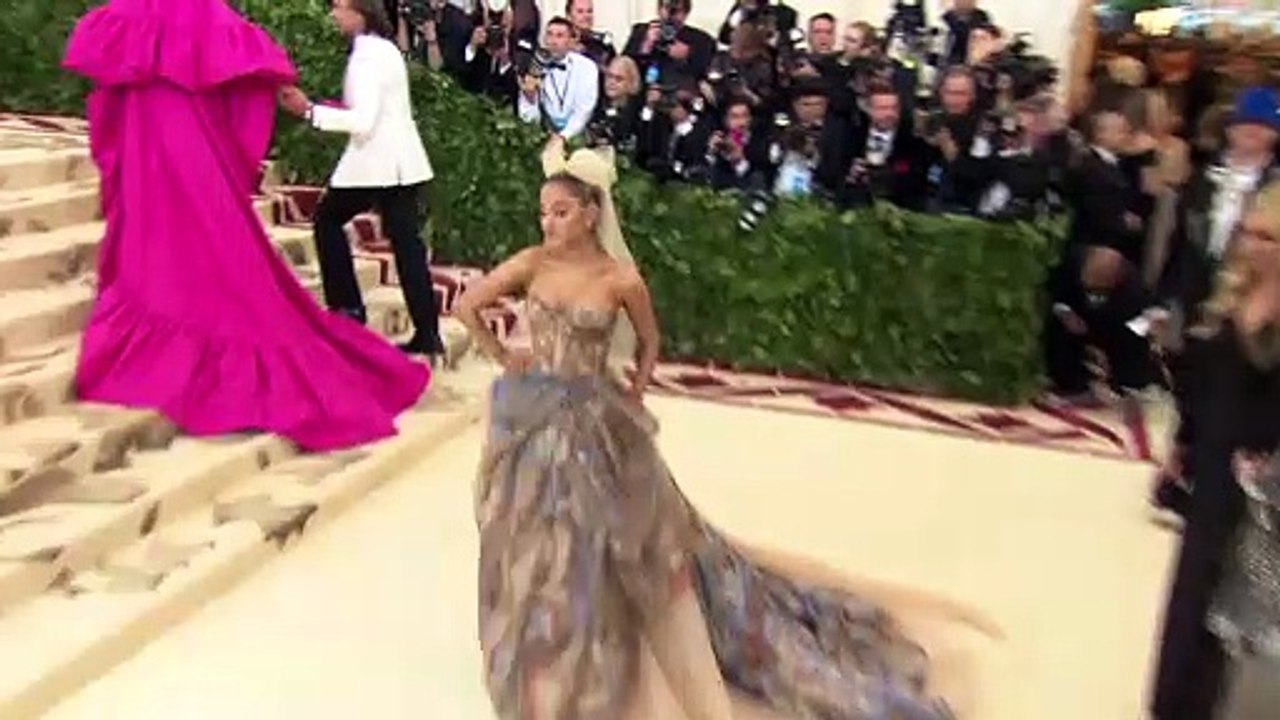 Ariana Grande Reveals Mac Miller Tribute During Coachella Performance