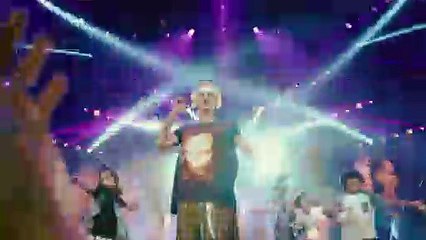 Taylor Swift Reacts To Beating Justin Bieber Despacito Remix