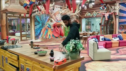 Bigg Boss 19 Today Episode Promo WKV Salman ke Top 5 Topic Ashnoor Farhana Pranit ki Class BB19