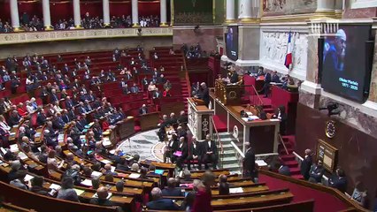 2ème séance : Éloge funèbre d'Olivier Marleix ; Questions au Gouvernement ;  Débat sur le thème : "Le coût de l'immigration en France" - Mardi 25 novembre 2025