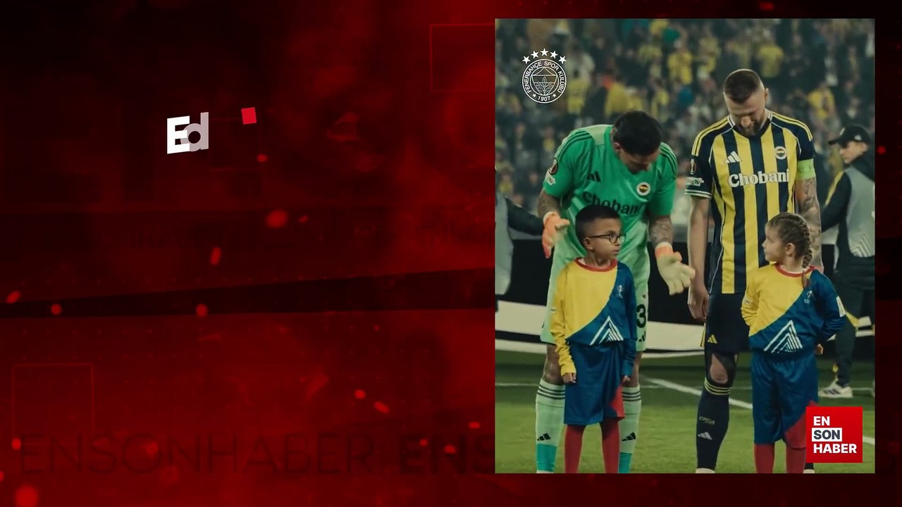 Ederson'dan işitme engelli miniğe duygusal hareket