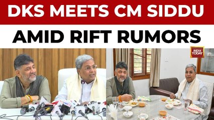 Karnataka Crisis: D.K. Shivakumar Meets Siddaramaiah Over Breakfast, Says High Command Will Decide