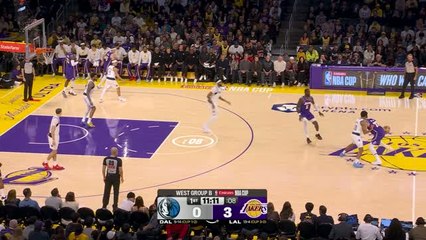Lakers - Dončić régale LeBron James avec 3 passes décisives magiques