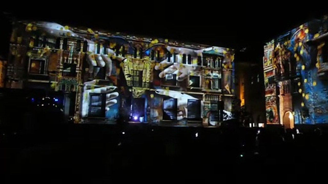CLIP VIDEOMAPPING