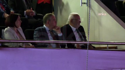 CHP kurultayında kriz: AK Partili Elitaş salonu terk etti!