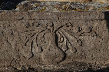 "Türk boyları ve Osmanlı dönemi" bezemeli mezar taşları belgelendi