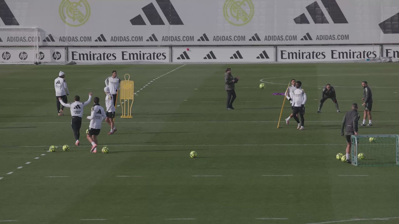 La celebración de Mbappé en el entrenamiento del Real Madrid