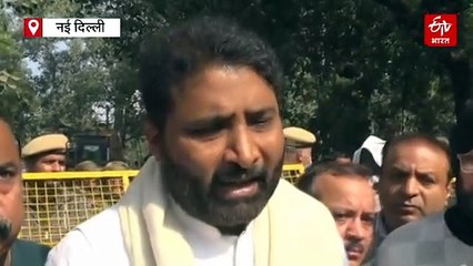 दिल्ली के झंडेवालन में चला MCD का बुलडोजर, स्थानीय लोगों ने लगाया ये आरोप