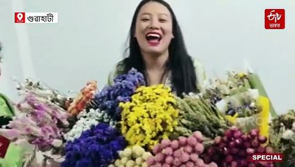 মণিপুৰৰ থলুৱা ফুলেৰে বিশ্বৰ বজাৰ দখলৰ লক্ষ্য এগৰাকী যুৱতীৰ