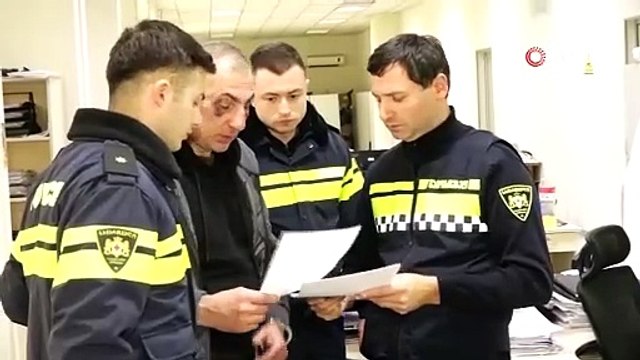 Gürcistan’da muhalefet lideri Elisaşvili, mahkeme binasına kundaklama girişiminden gözaltına alındı