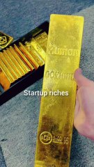 100+ Kilos of Pure 999.9 Gold Bars – Startup Founder Flexing Insane Wealth in 2025
