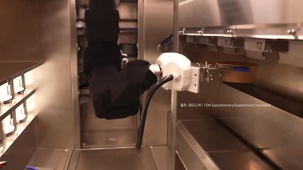 [나우쇼츠] 미 육군 최초 '로봇 조리병'...대구에서 시범 운영 / YTN