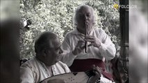 Marin Cotoanta si Marin Chisar - Instrumental cobza si fluier (arhiva TVR)