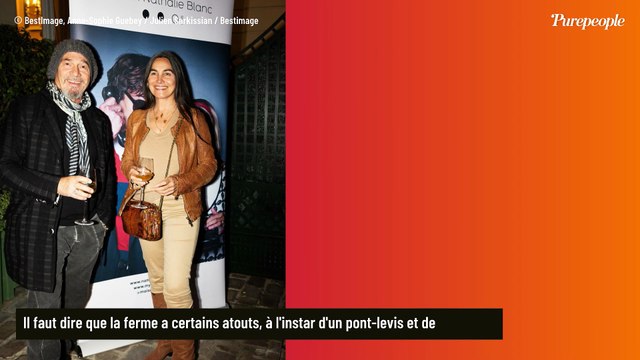 Florent Pagny propriétaire d'une maison avec pont-levis et douves dans un village de seulement 87 habitants