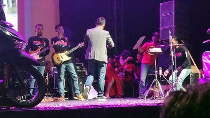 BERGOYANG BERSAMA SERLY KDI OM ADELLA