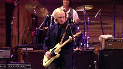 Rainy Day Women #12 & 35 (Bob Dylan cover) - Tom Petty and the Heartbreakers (live)