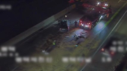 고속도로에서 SUV가 화물차 추돌...4명 경상 / YTN