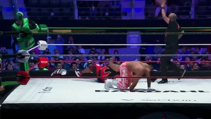 WWE AAA ALIANZAS MR LAGUANA GETS HELP FROM LA YESCA TO CLINCH SIX MAN TAG MATCH WIN