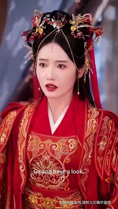 A poor young man unexpectedly travels back in time and lands on a beautiful woman's bed! He awakens an ancient martial arts technique, instantly becoming a peerless master, and saves two stunning sisters! The two sisters, dressed in black stockings, climb