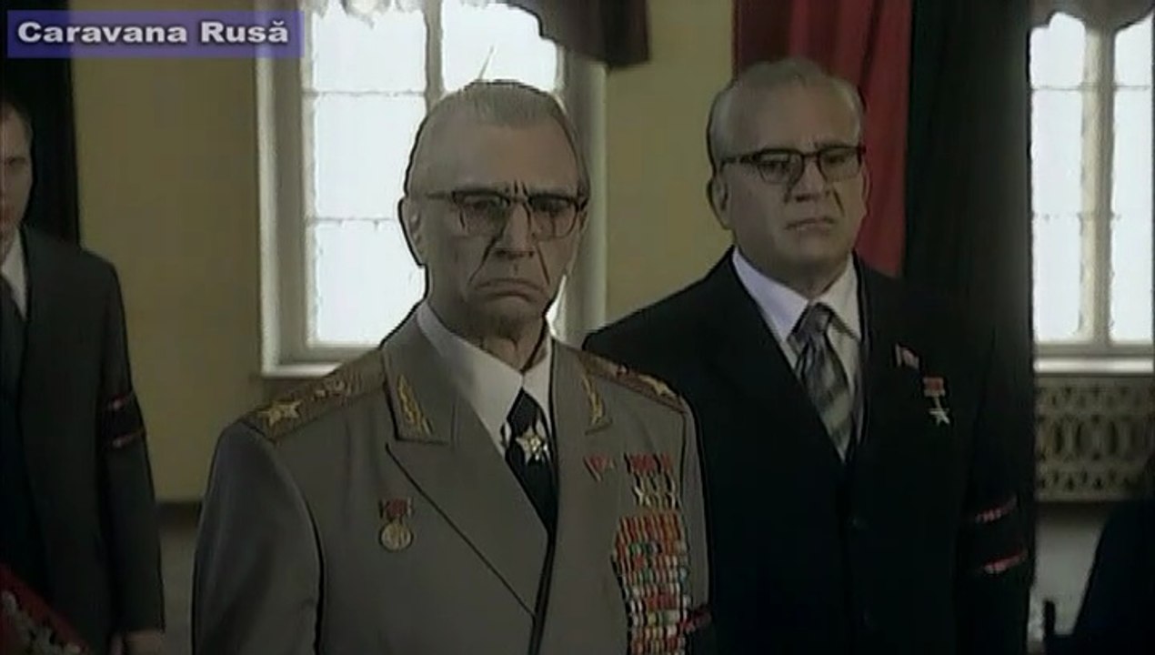 Piața Roșie (2004) Ep. 1 - 2