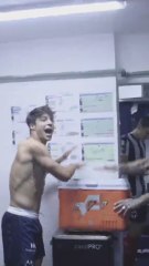 La fiesta de Sergio Ramos y Oliver Torres en el vestuario tras el pase de Rayados a semifinales