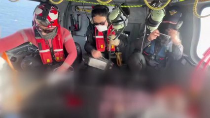 풍랑 속 독도 해상서 응급환자 2명...해경 긴급 이송 / YTN