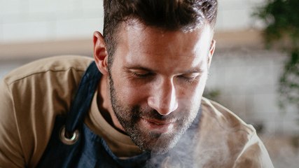 America में कुक को मिलती है इतनी सैलरी?