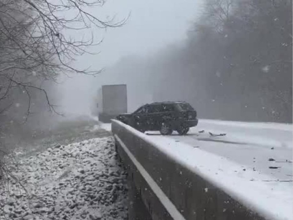 US-Bundesstaat Indiana: Massenkarambolage durch Wintersturm