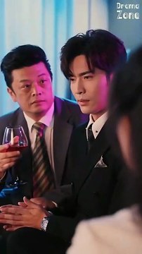 Switched with the CEO 【Full】 Delivery girl and boss swap bodies in accident