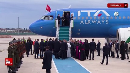 Papa 14 Leo Türkiye’deki resmi temaslarını tamamlayarak ülkeden ayrıldı