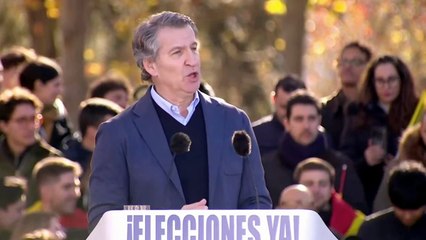 Feijóo denuncia que "el sanchismo está en la cárcel" y se dirige a los socios: "¿Hasta dónde van a tragar?"