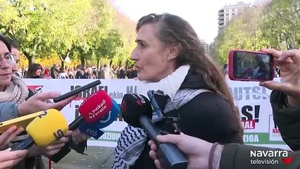 Una multitud en Pamplona se solidariza con Palestina