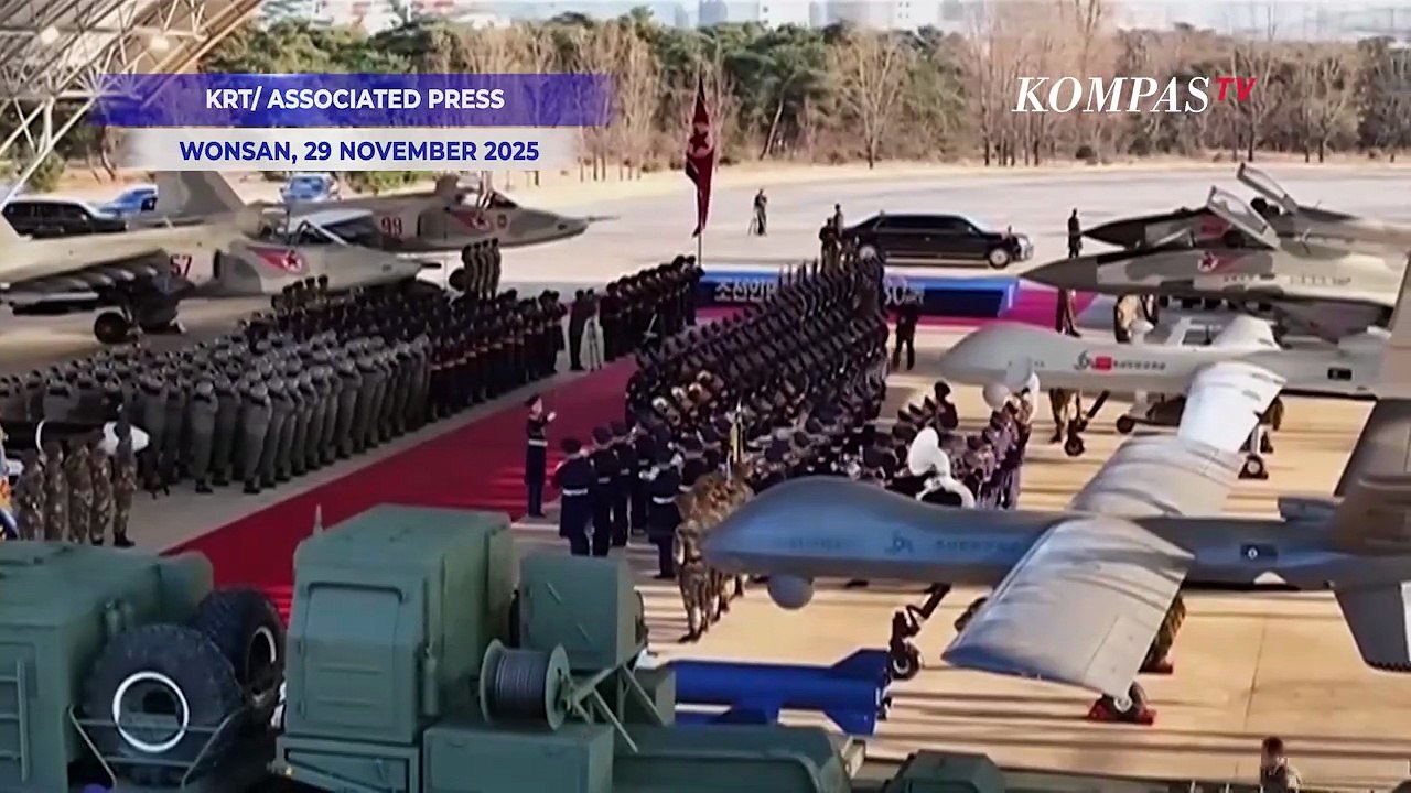Kim Jong-Un di Perayaan Ulang Tahun ke-80 AU Korut di Wonsan, Pamer Akrobatik Jet Tempur