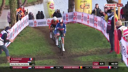 Amandine Fouquenet sur le podium à Flamanville - Cyclo-cross