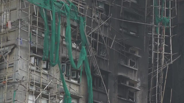 '홍콩 화재에 깜짝'...중국, 외벽공사 등 고층건물 화재위험 조사 / YTN