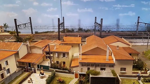 Compilation de circulations de trains sur le réseau du Modélisme Ferroviaire Coutras 33 tout au long de l'année 2022