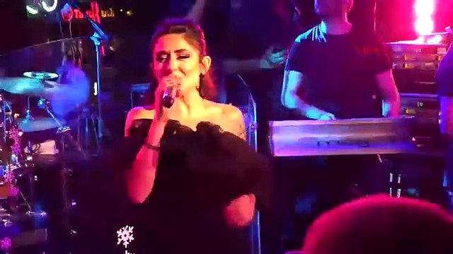 Ünlülerin yılbaşı gecesi programları belli oldu: Peki hangi ünlü nerede sahne alacak ?