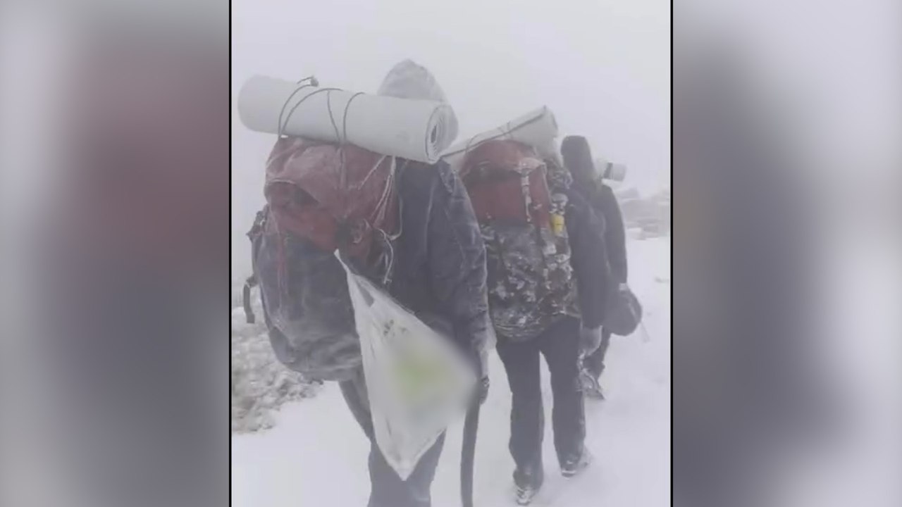 Cuatro montañeros son rescatados con hipotermia por la Guardia Civil en la Sierra de Gredos