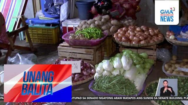 Presyo ng sibuyas, umabot sa P300/kg; inaasahang tataas pa ngayong panahon ng Pasko | Unang Balita