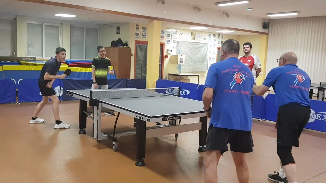 Championnats de Tennis de Table à Montigny le 07/11/25 - Phase 1 - Nogent 2 vs Montigny AJP