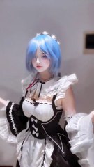 Rem rem maid cosplay