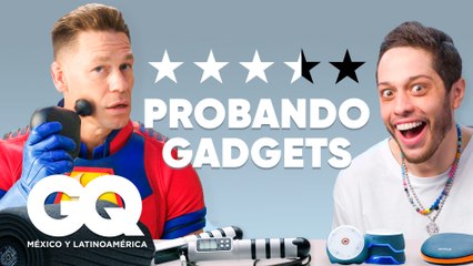 Probando gadgets con John Cena y Pete Davidson del Escuadrón Suicida