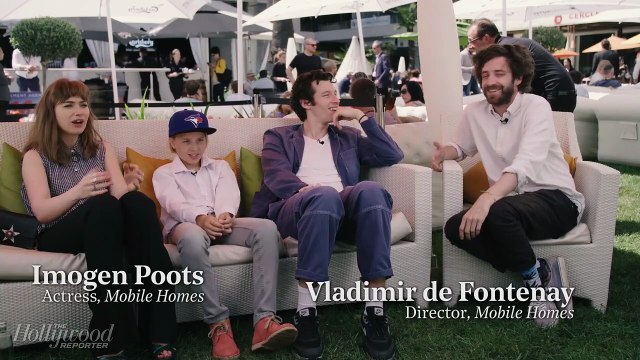 Champagne, Pastries, Bread and More Guilty Pleasures from Julianne Moore, Kristen Stewart, Elisabeth Moss Share | Cannes 2017